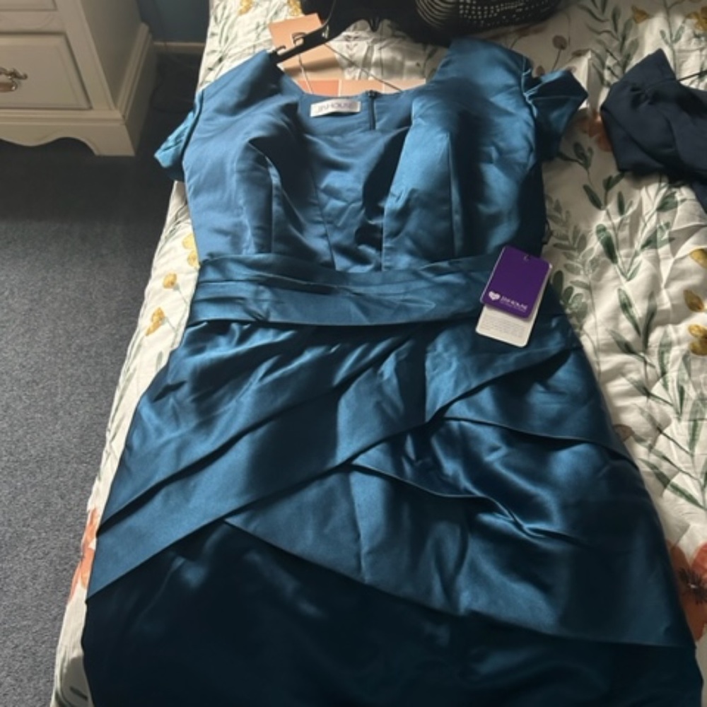 JJs House dress size 16 never worn in royal blue